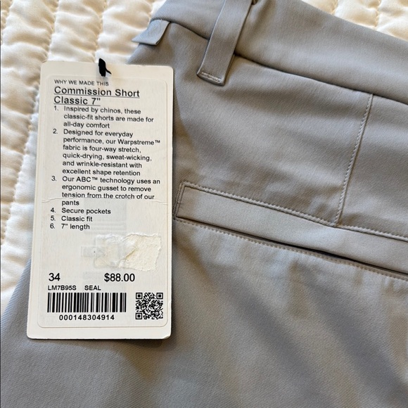 lululemon athletica Men's Gray Shorts Size 34 COMMISSION SHORT - Picture 2 of 4
